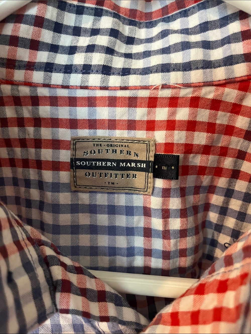 Vineyard Vines Men’s Medium Red White Blue Gingham Plaid Button Down Shirt - Picture 2 of 5